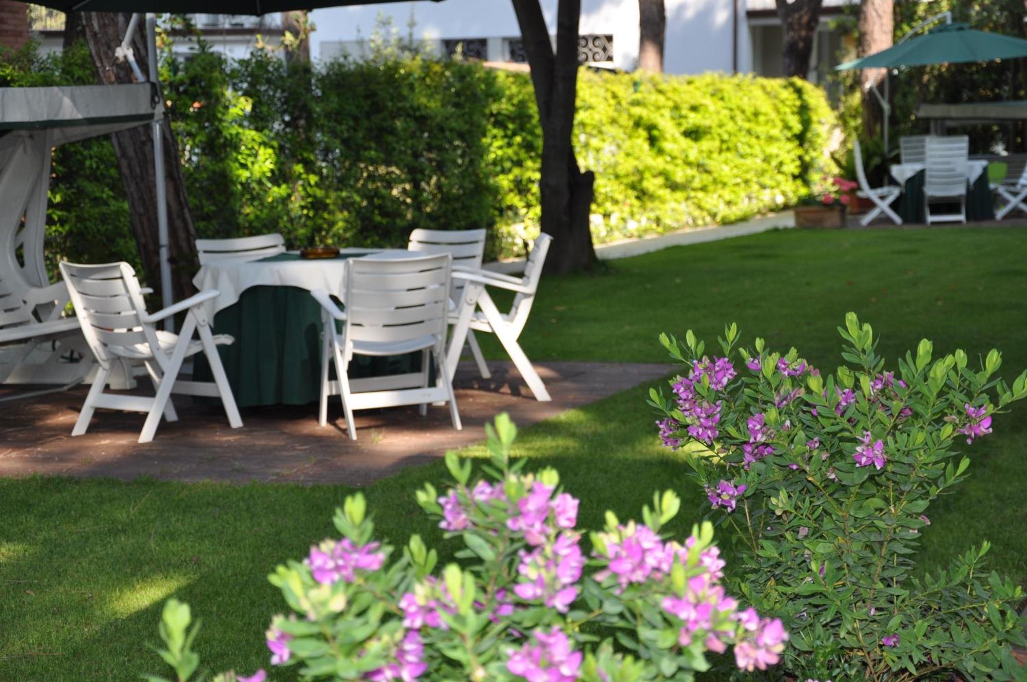 Hotel Etruria Forte dei Marmi Luaran gambar